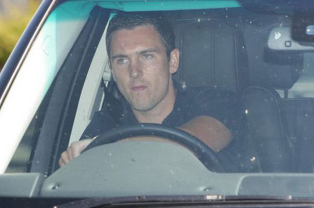 stewart-downing-arrives-at-melwood-training-ground-in-liverpoo-279044804-6497.jpg