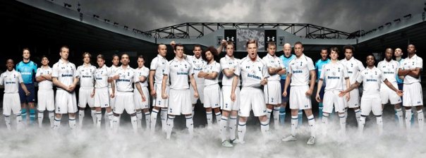 Tottenham-Team-Photo-Kit-2012.jpg