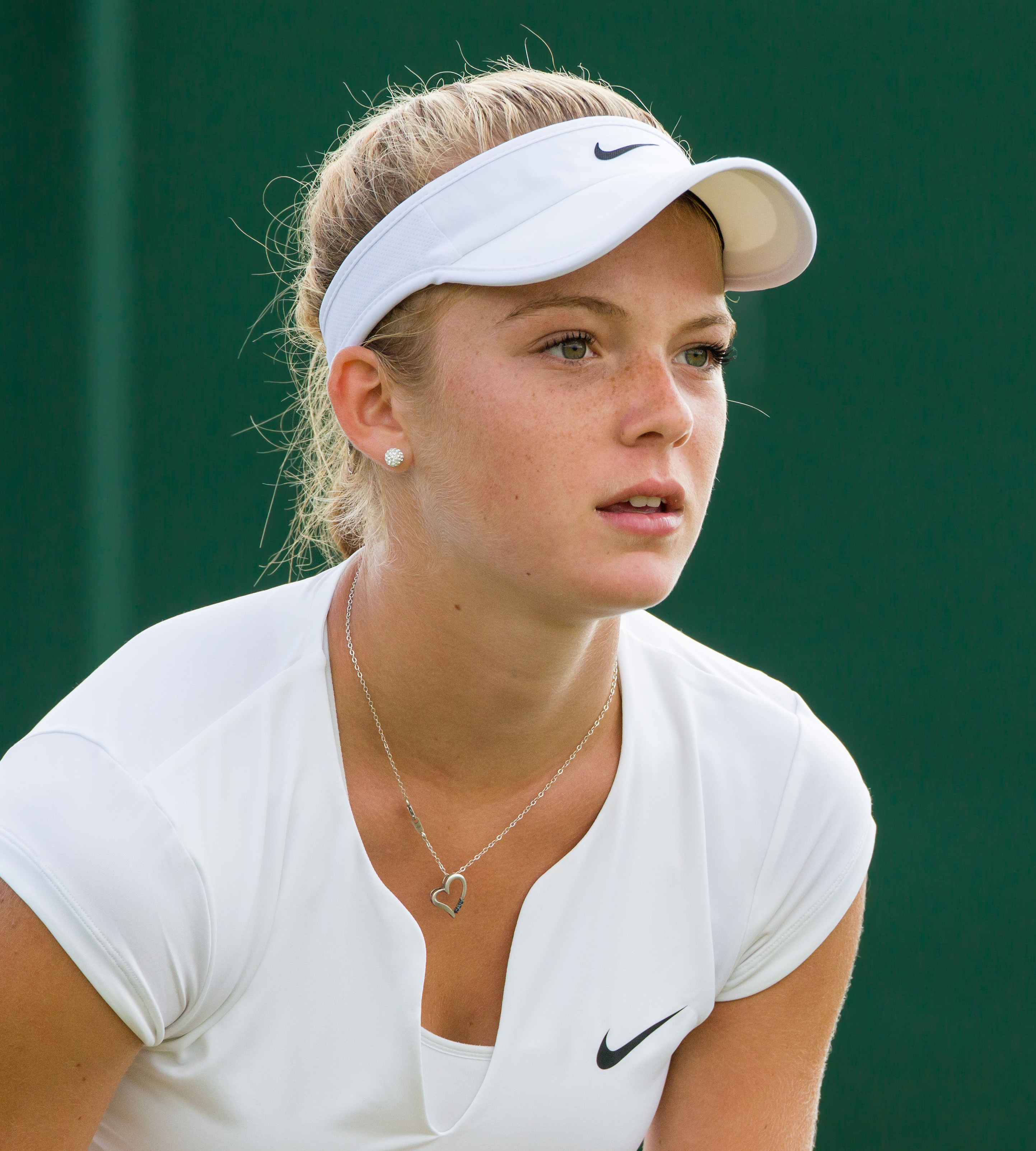 Katie_Swan_3%2C_2015_Wimbledon_Qualifying_-_Diliff.jpg