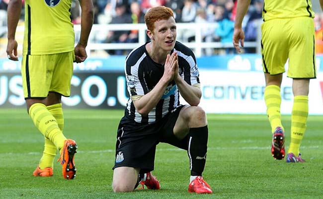 jack-colback-praying-newcastle-united-nufc-650x400.jpg