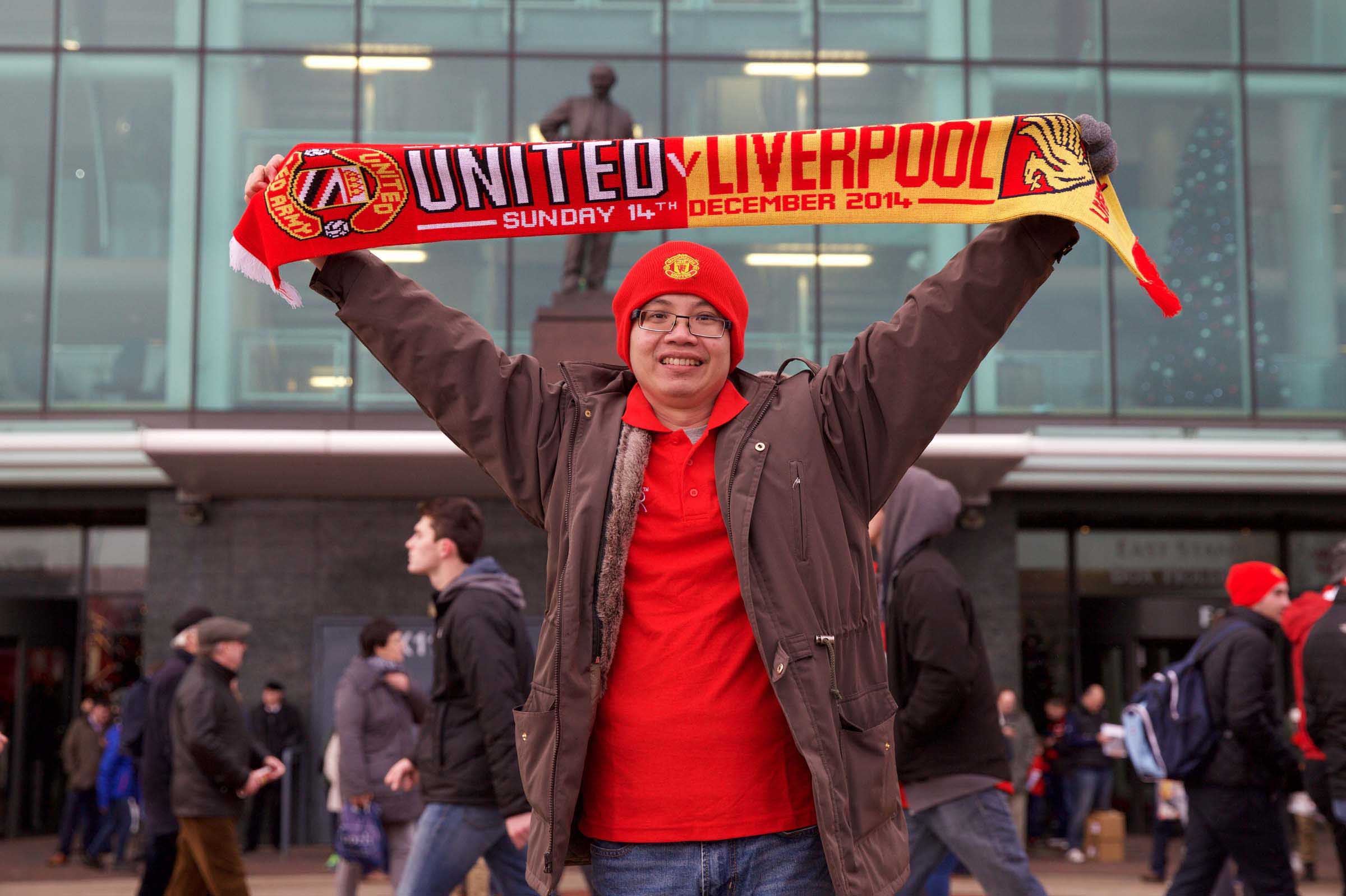 141215-006-Man_Utd_Liverpool_CB.jpg