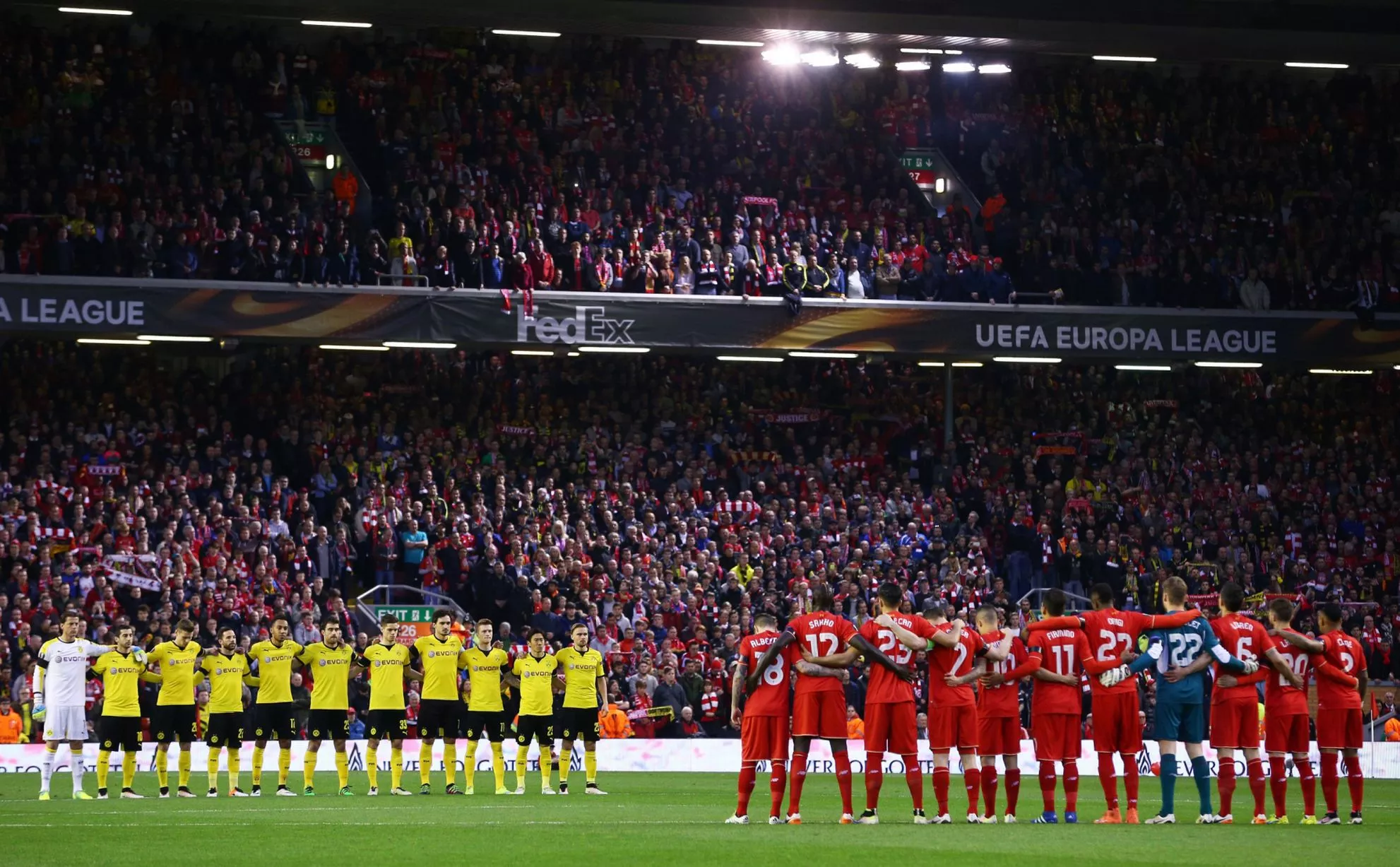 Liverpool-v-Borussia-Dortmund-3.jpg
