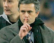 mourinho_shhh1.jpg