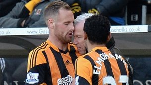 _73306518_david_meyler_alan_pardew_getty.jpg