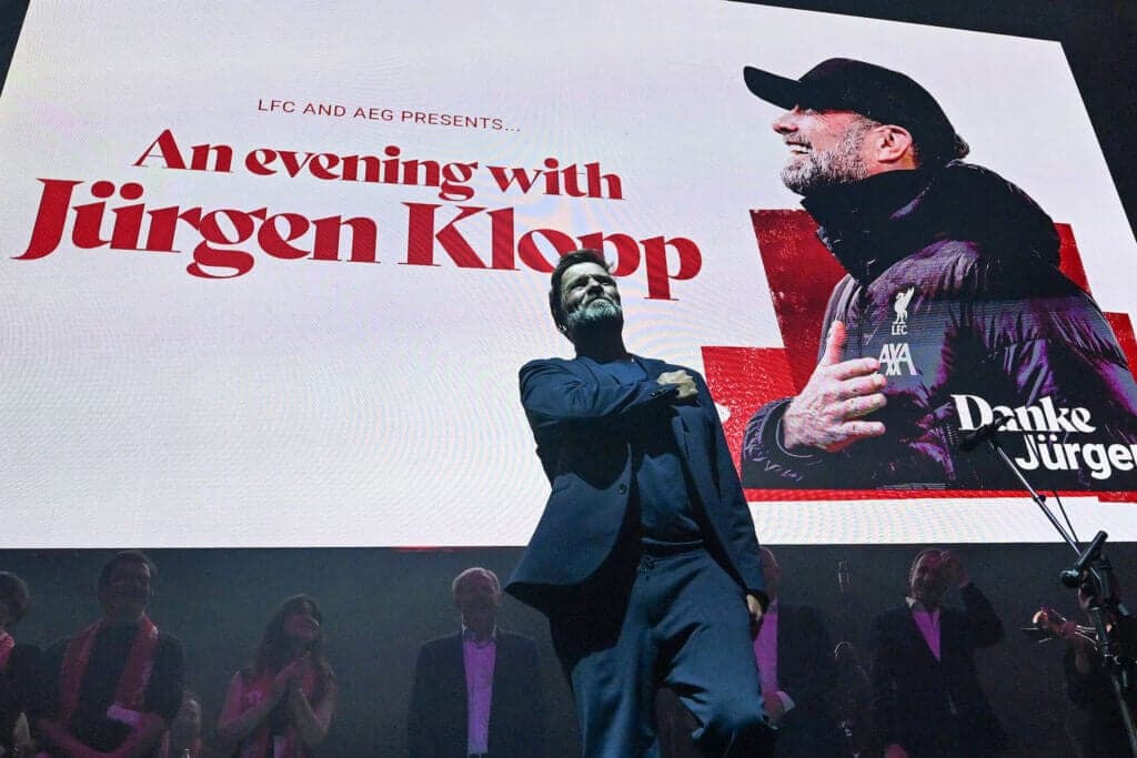 LIVERPOOL, ENGLAND - MAY 28: (THE SUN OUT. THE SUN ON SUNDAY OUT) Jurgen Klopp ex manager of Liverpool showing his appreciation to the fans at the end of the event at M&amp;S Bank Arena on May 28, 2024 in Liverpool, England. (Photo by John Powell/Liverpool FC via Getty Images)