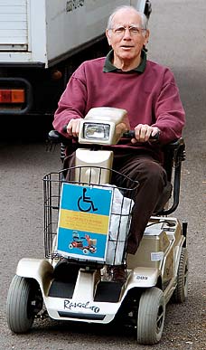 scooterDM2803_228x387.jpg