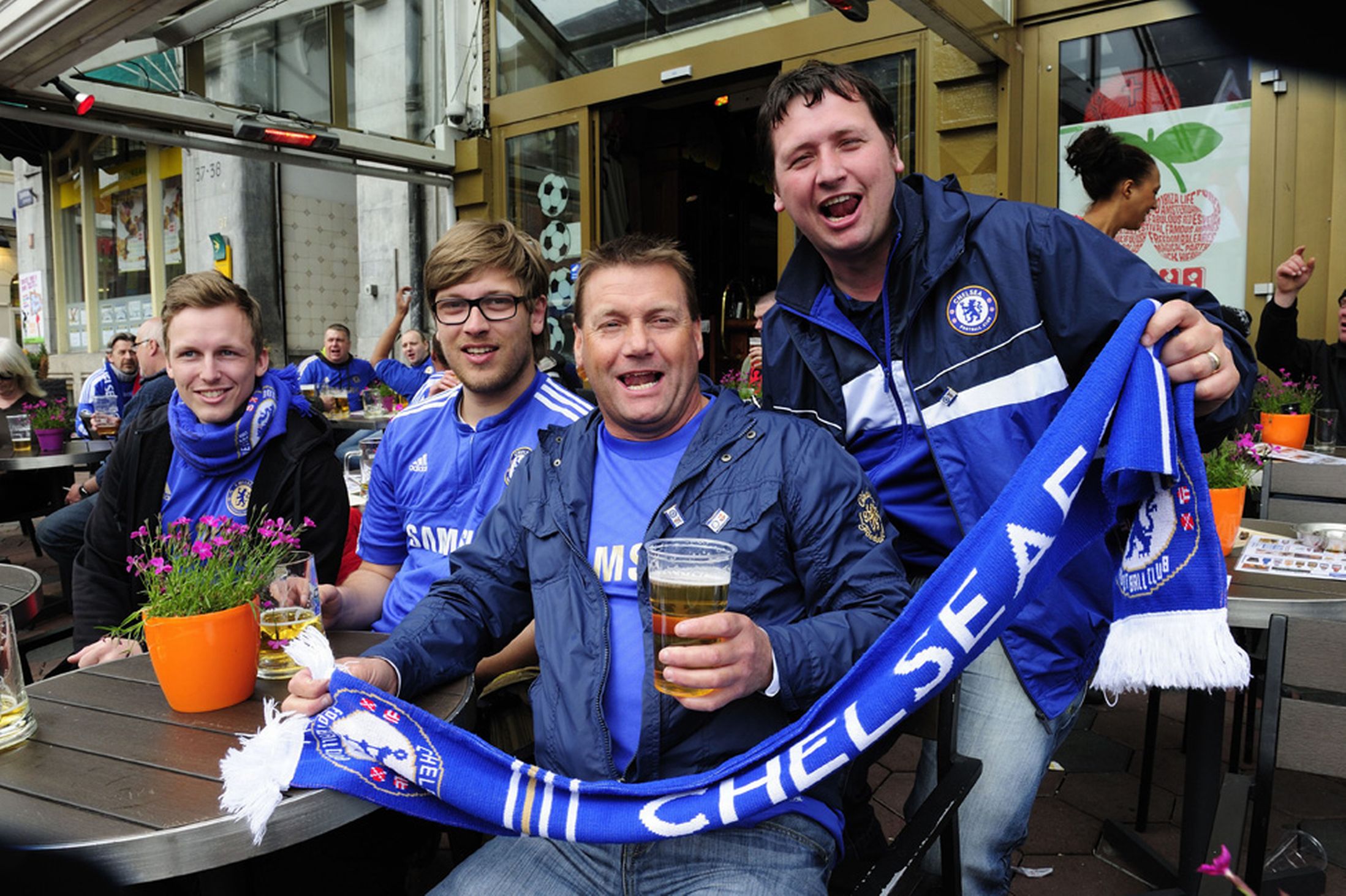 Chelsea-fans-1890822.jpg