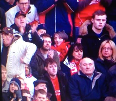 Liverpool-fan-monkey-gesture.jpg