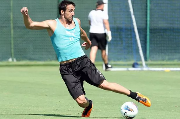 jose-enrique-at-united-s-training-camp-in-america-56627455.jpg