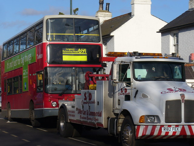 Sick_Bus_-_geograph.org.uk_-_1615165.jpg